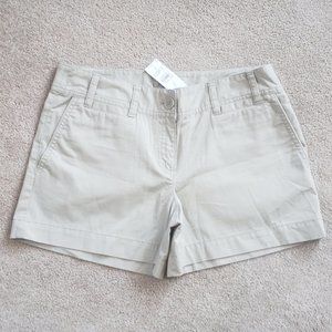 NWT Ann Taylor Loft 6 pocket Original khaki shorts